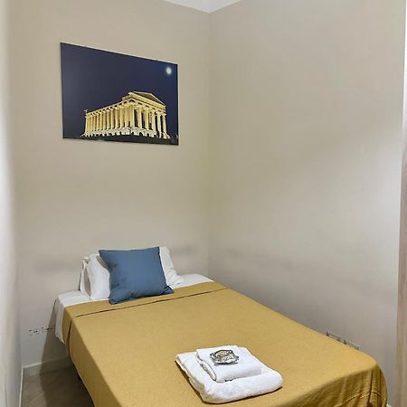 La Casa In Centro Apartment Агридженто Екстериор снимка
